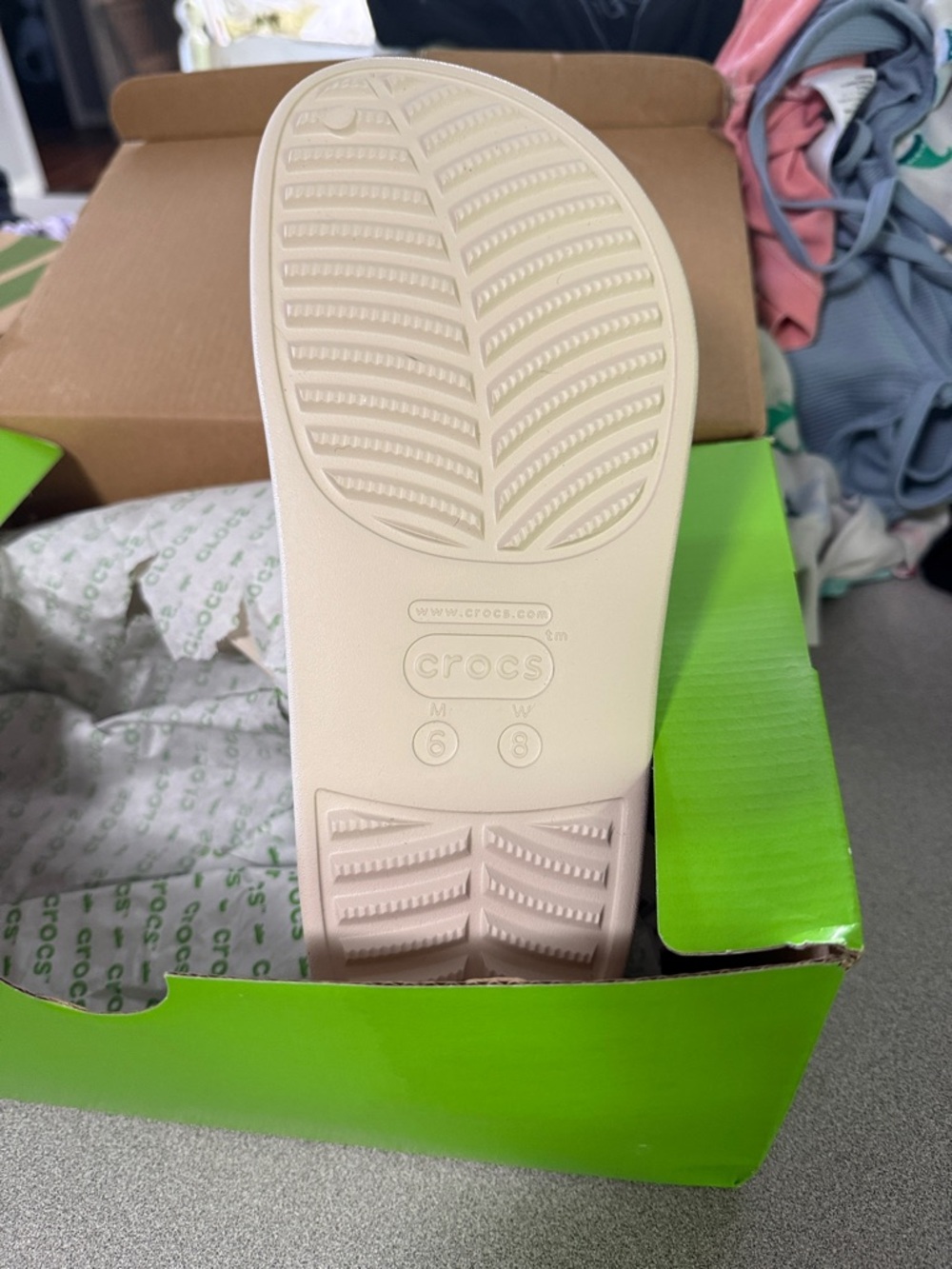 CROCS Classic Slide Clog - Ivory/Off-White - Picture 3 of 5